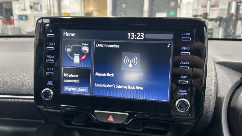 Toyota Yaris 1.5 Hybrid Design 5dr CVT Hybrid Hatchback